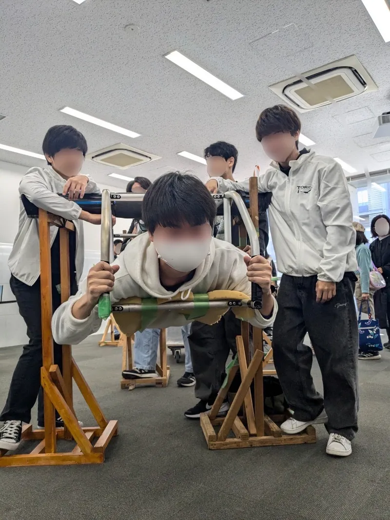 鳥科滑空機の世界の紹介画像