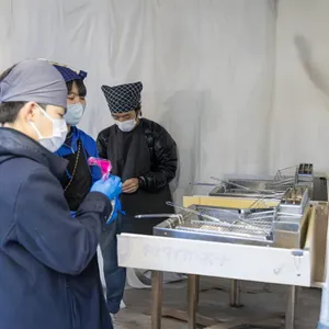 五平餅販売の画像